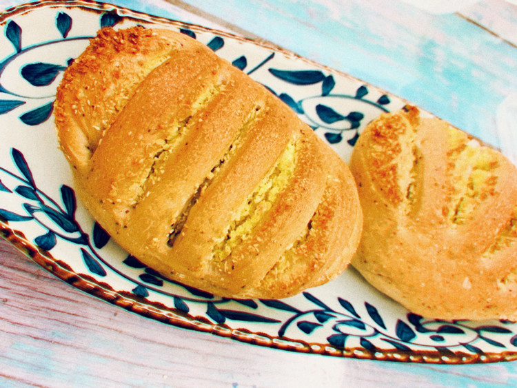 蓝莓椰蓉甜面包的做法