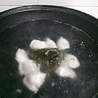 川味灌汤水饺泡椒面的做法图解2