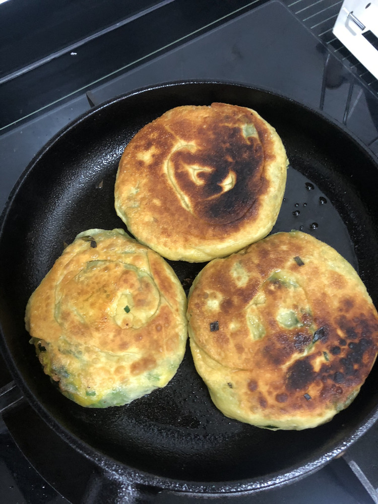 韭菜饼的做法