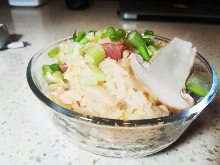 “鲜了鲜”松茸雷笋焖饭的做法