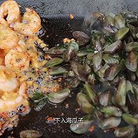 #立冬第一补#蒜蓉石板加拿大北极虾的做法图解5