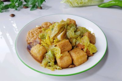 脂渣白菜油豆腐