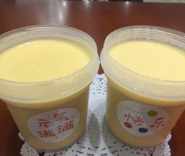 黄桃牛油果奶昔的做法