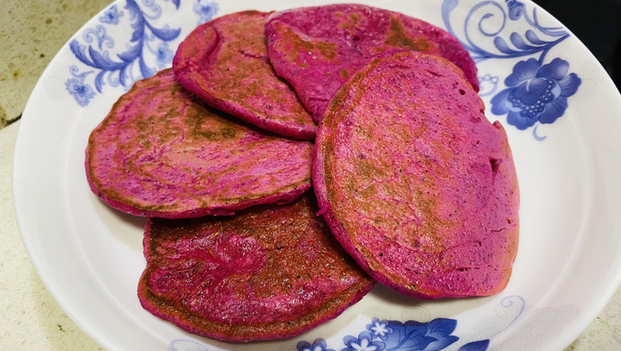火龙果鸡蛋饼