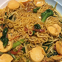 青菜香肠炒方便面的做法图解9