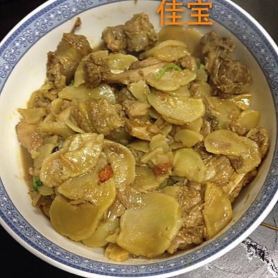 鸡块炖土豆干