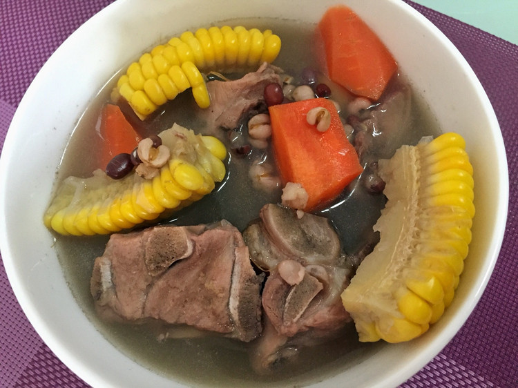 红豆薏米脊骨汤的做法