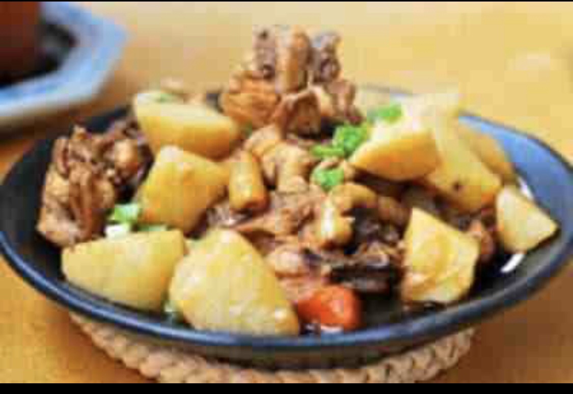土豆蘑菇炖鸡肉的做法图解8