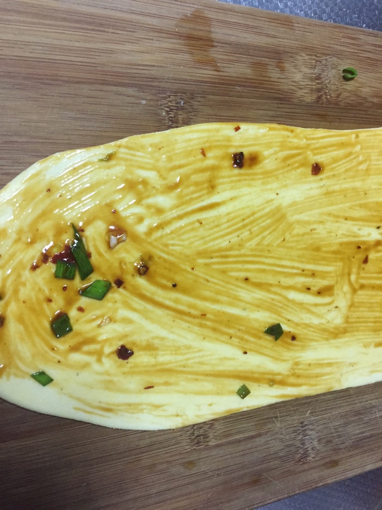 香葱手撕饼的做法图解4