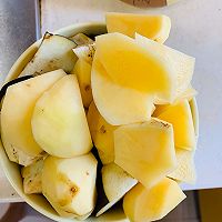 #入秋滋补正当时#土豆炖茄子的做法图解1