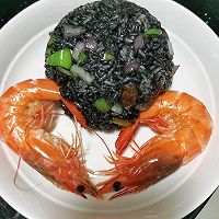 黑暗料理—大虾墨鱼汁炒饭的做法图解10