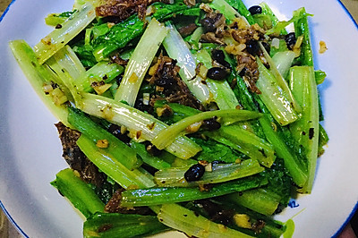 豆豉鲮鱼油麦菜