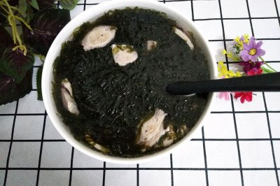 紫菜肉饼汤