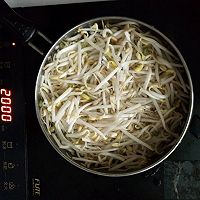 凉拌豆芽的做法图解2