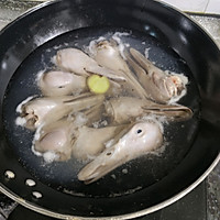 红烧鸭头的做法图解1