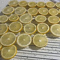 #春日养生局#满树的柠檬做成柠檬干保存的做法图解4