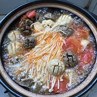 西红柿金针菇丸子汤的做法图解11