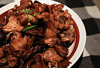 冬菇焖鸡----粤式经典，美味养生两不误的做法