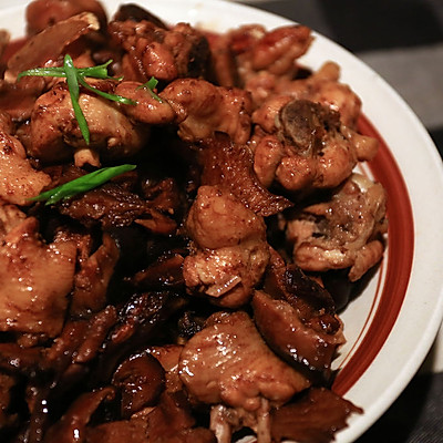 冬菇焖鸡----粤式经典，美味养生两不误