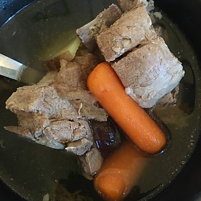 胡萝卜炖羊肉清汤