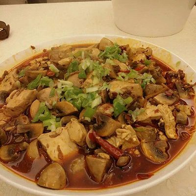 豆腐烧蘑菇