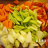 红酒炖鸭的做法图解2