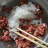 家乐浓汤宝试用之芹菜猪肉蒸饺的做法图解2