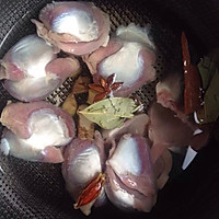 时蔬拌鸡胗的做法图解1