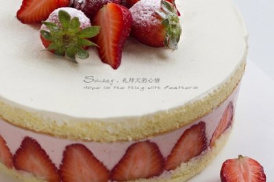 小清新之美—草莓冻芝士蛋糕