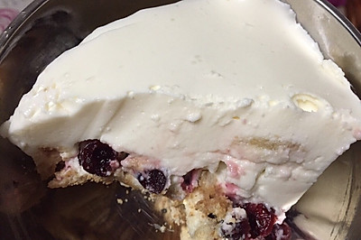 奶油酸奶慕斯蛋糕