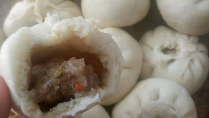 牛肉包子