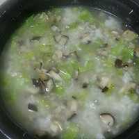 香菇瘦肉蔬菜粥的做法图解4