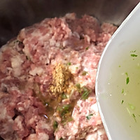 胡萝卜玉米香菇猪肉馅儿馄饨（水饺）的做法图解4