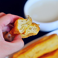 超正宗人气早餐“炸油条”的做法图解10