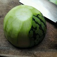 清炒西瓜皮的做法图解1