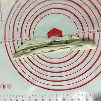 葱花千层饼的做法图解7