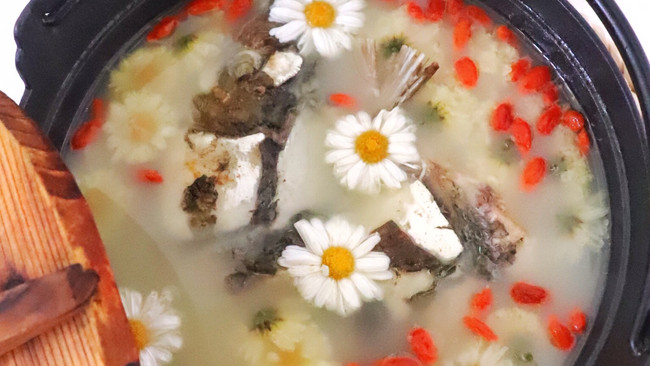 菊花鱼头汤的做法