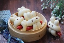 小姨妈火腿肠卷的做法