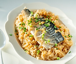 蒲烧挪威青花鱼焖饭（电饭锅版）的做法