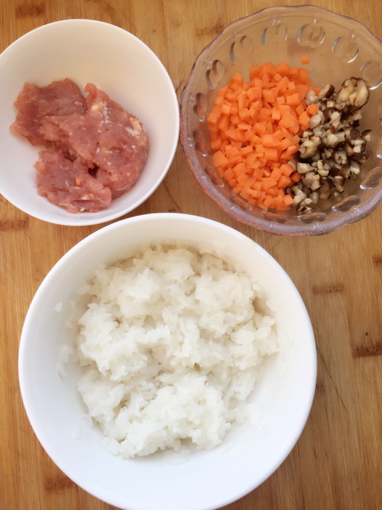 糯米烧卖（馄饨皮）的做法图解1