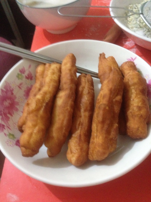 炸油条