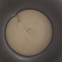 蜂蜜小面包（手揉面团）的做法图解3
