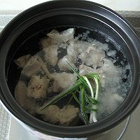 莴苣排骨鲜笋汤的做法图解5