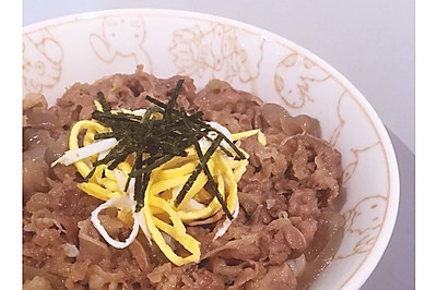 日式肥牛丼