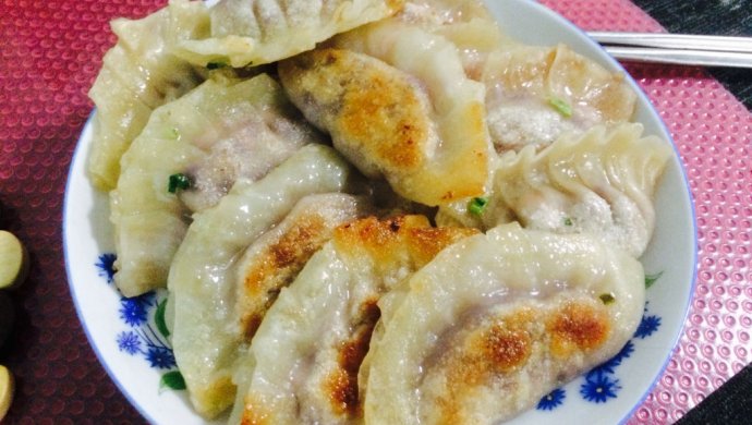 胡萝卜I紫甘蓝虾米鸡蛋煎饺