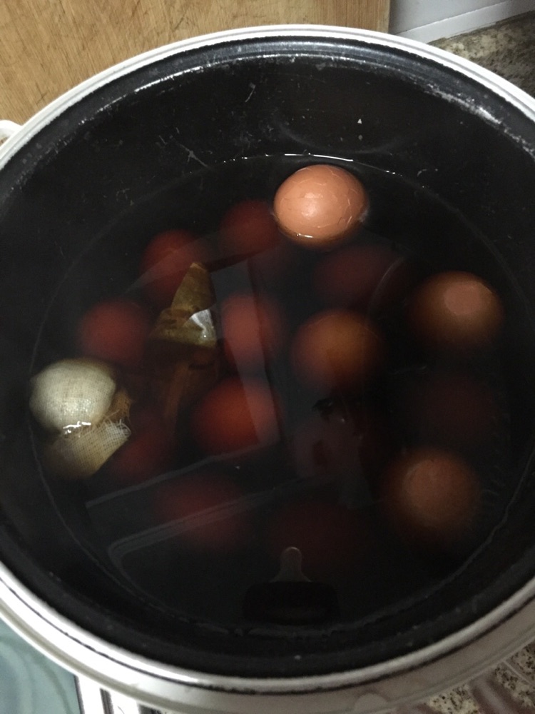 茶叶蛋(电饭锅版)的做法图解3