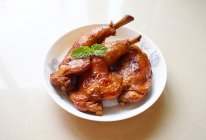 豉油鸡腿的做法