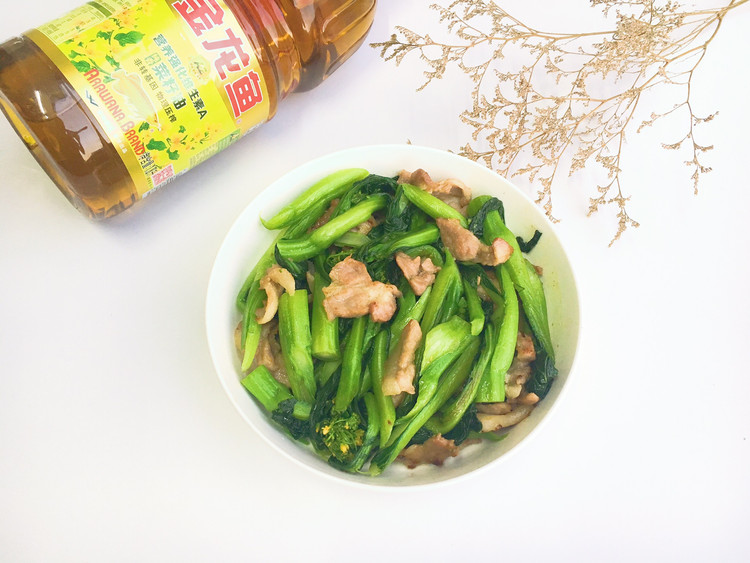 菜心炒肉片的做法