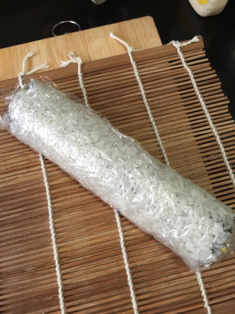 鲜虾反卷寿司的做法图解9