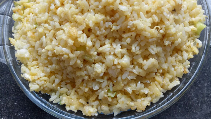 米饭新吃法黄金炒饭